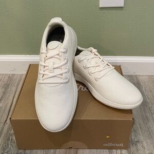 Allbirds natural white/cream wool runners Sneakers/ tennis shoes women’s size 9